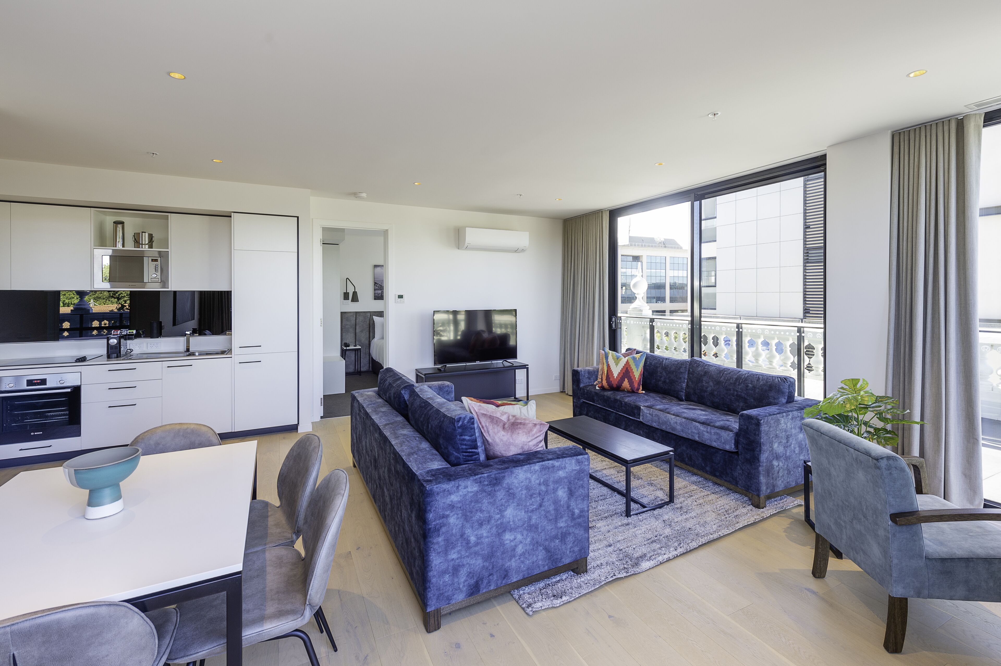 R Hotel Geelong