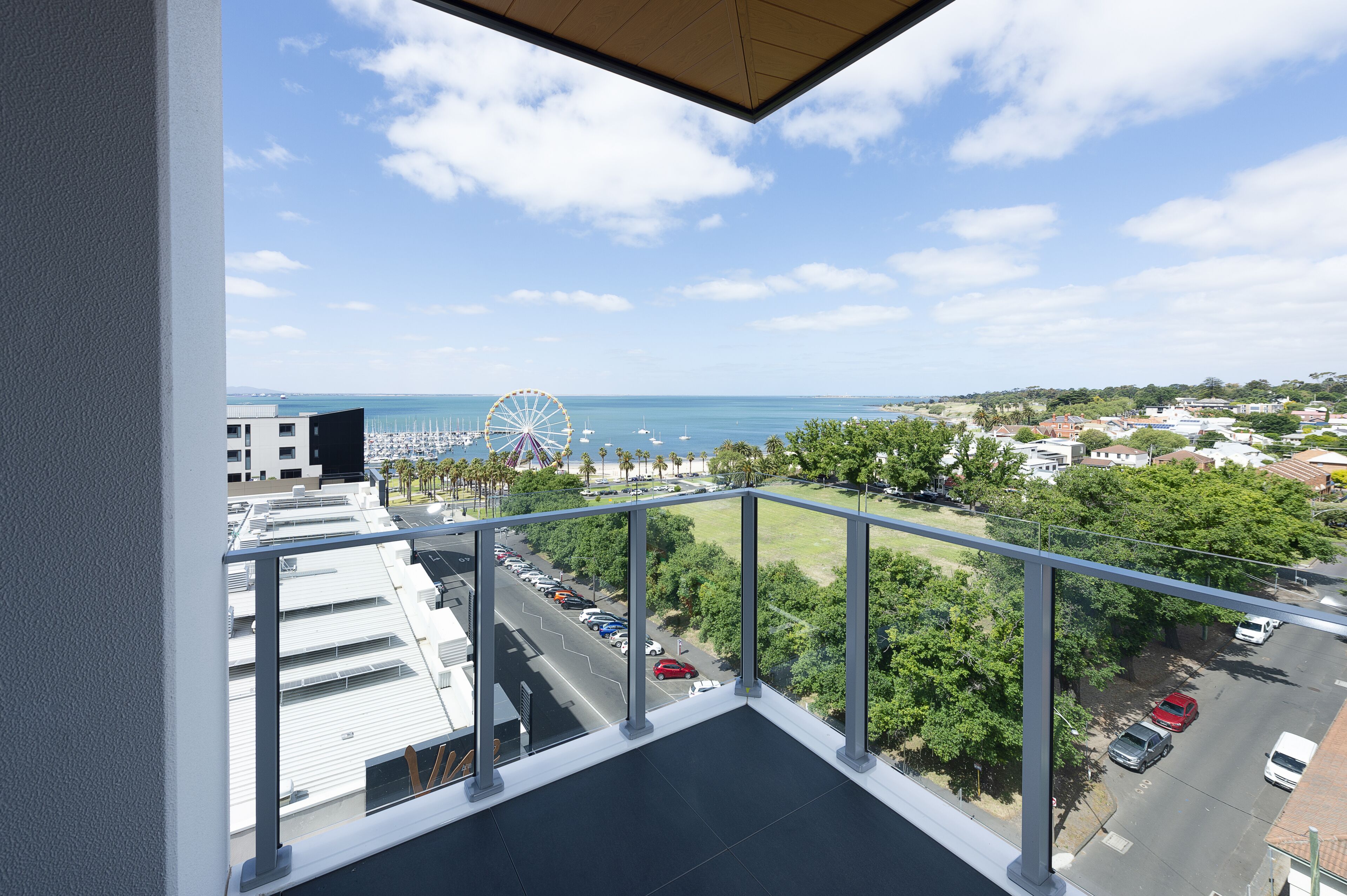 R Hotel Geelong