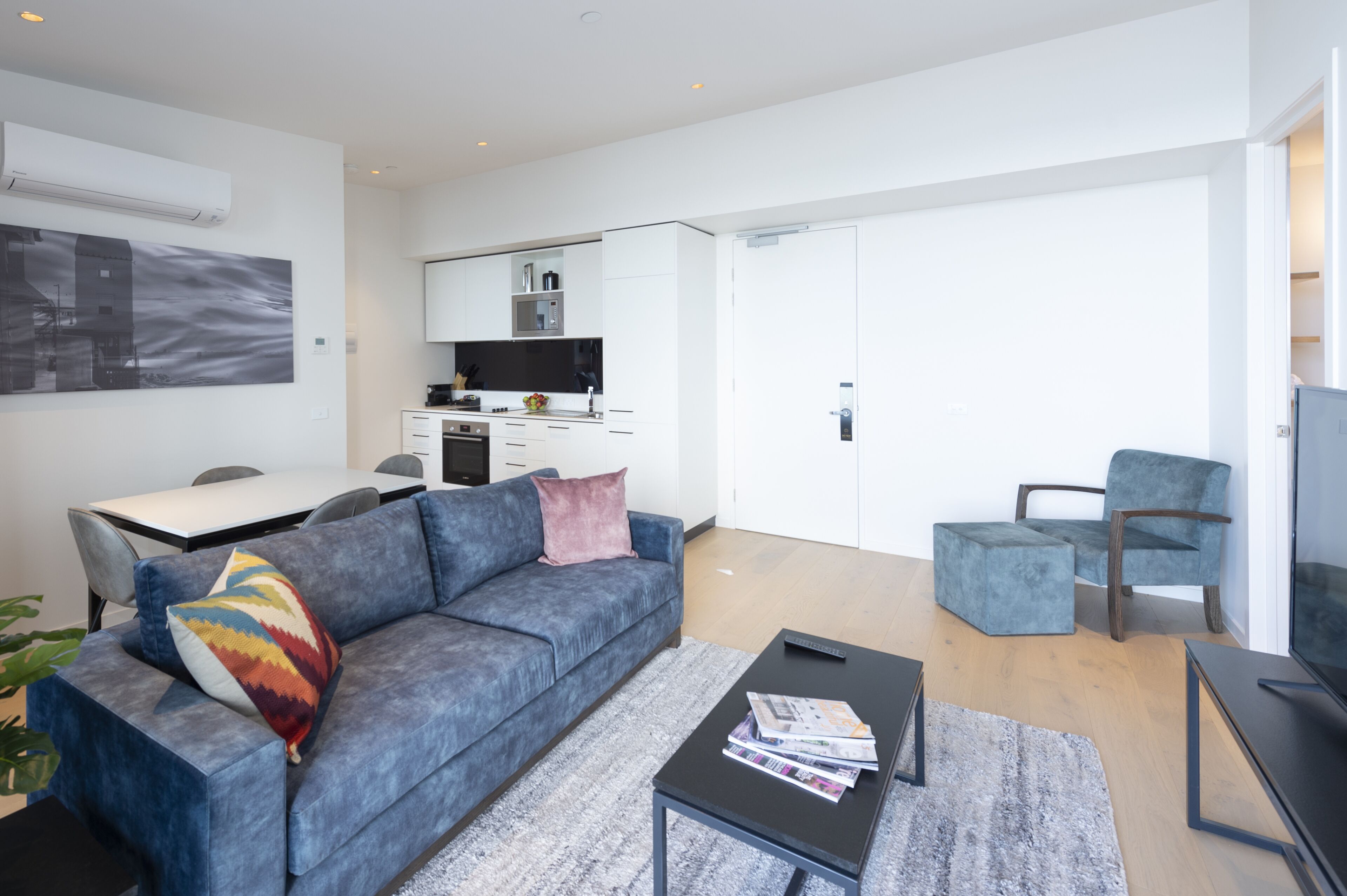 R Hotel Geelong