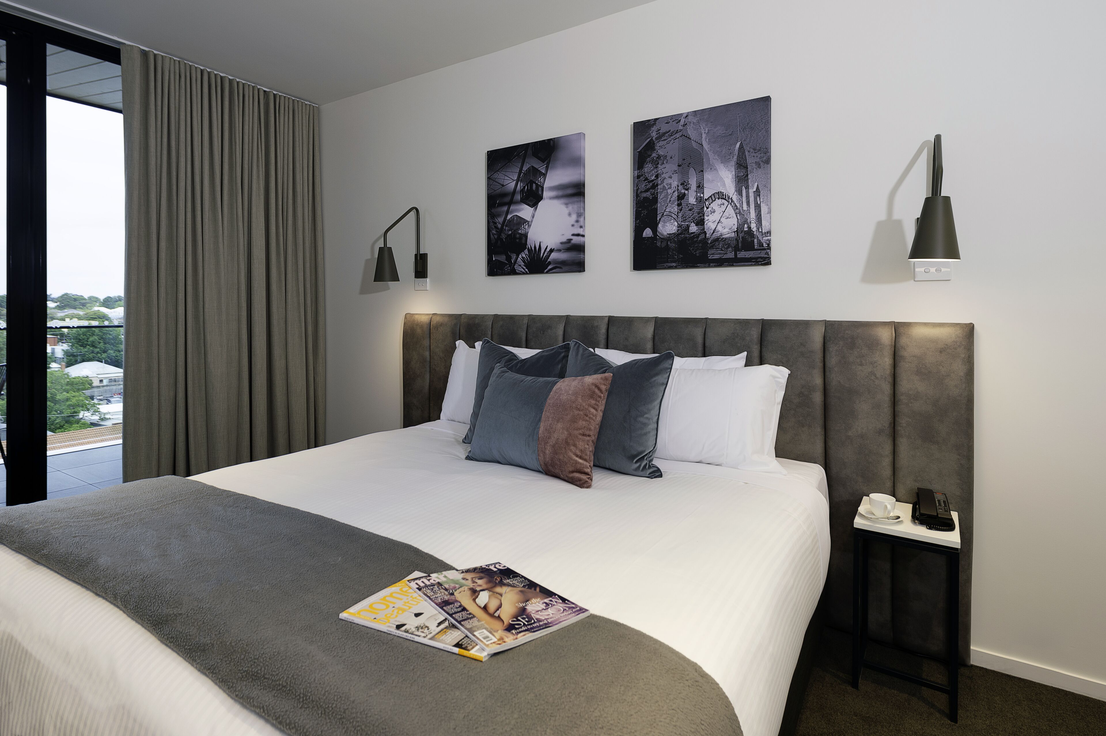 R Hotel Geelong