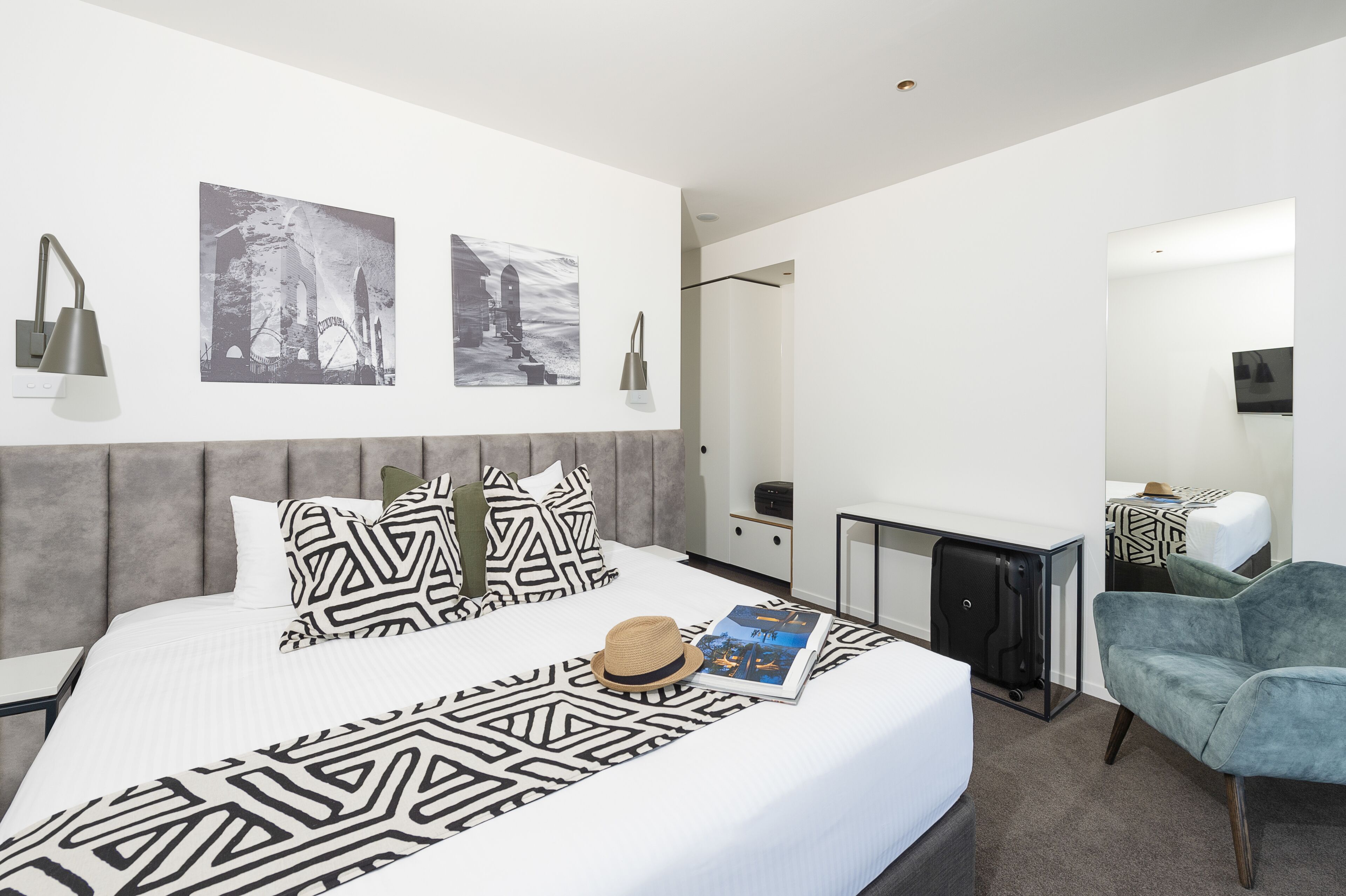 R Hotel Geelong