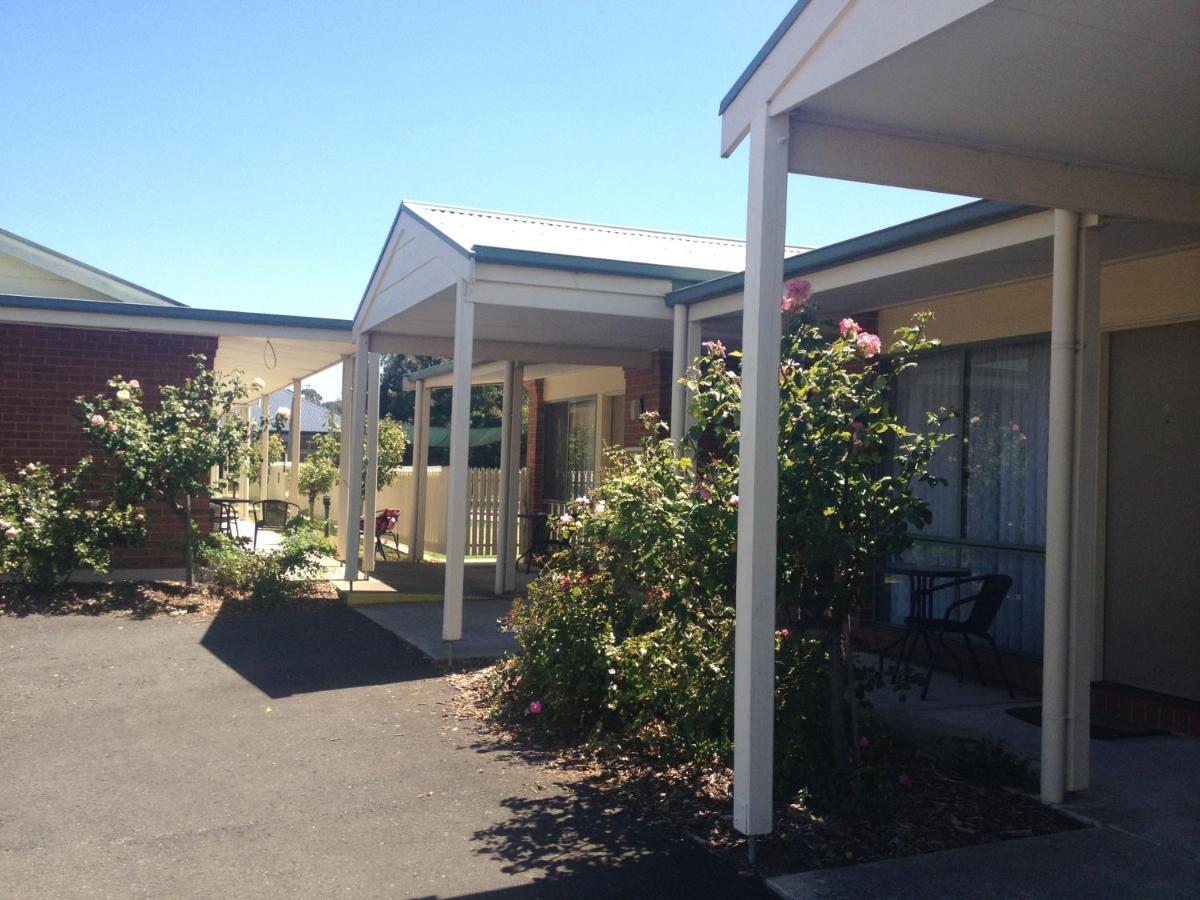 Rose Garden Motel