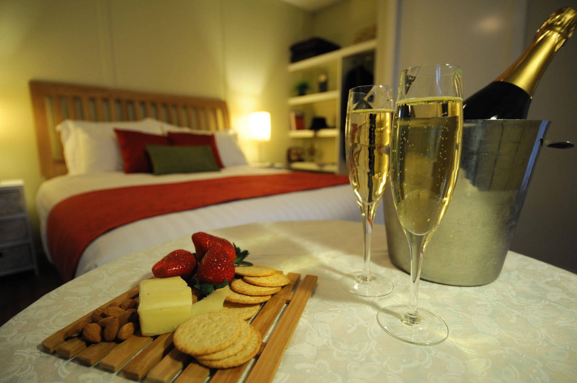 Gisborne Peak Winery Eco-Cottages
