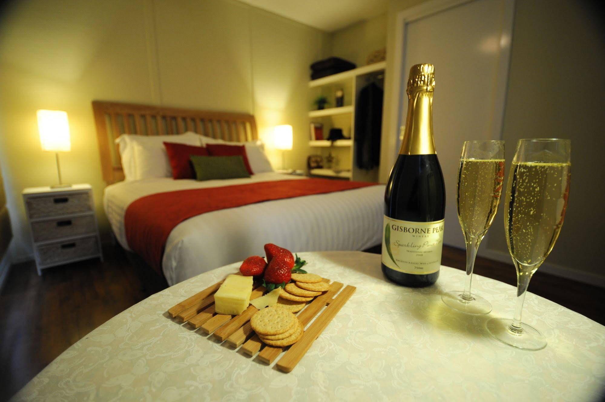Gisborne Peak Winery Eco-Cottages