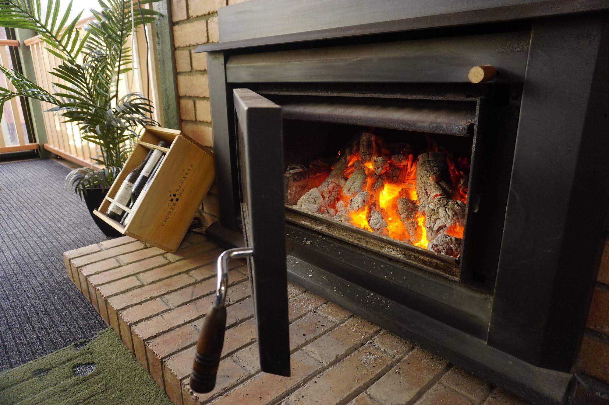 Gisborne Peak Winery Eco-Cottages