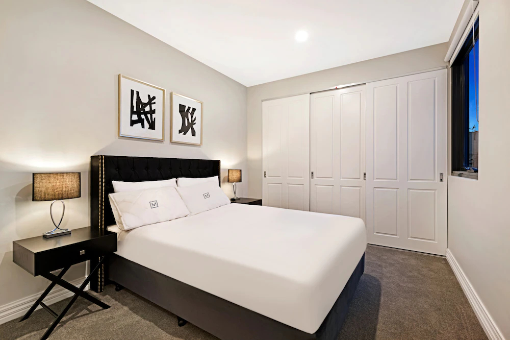 Manhattan Apartments - Glen iris