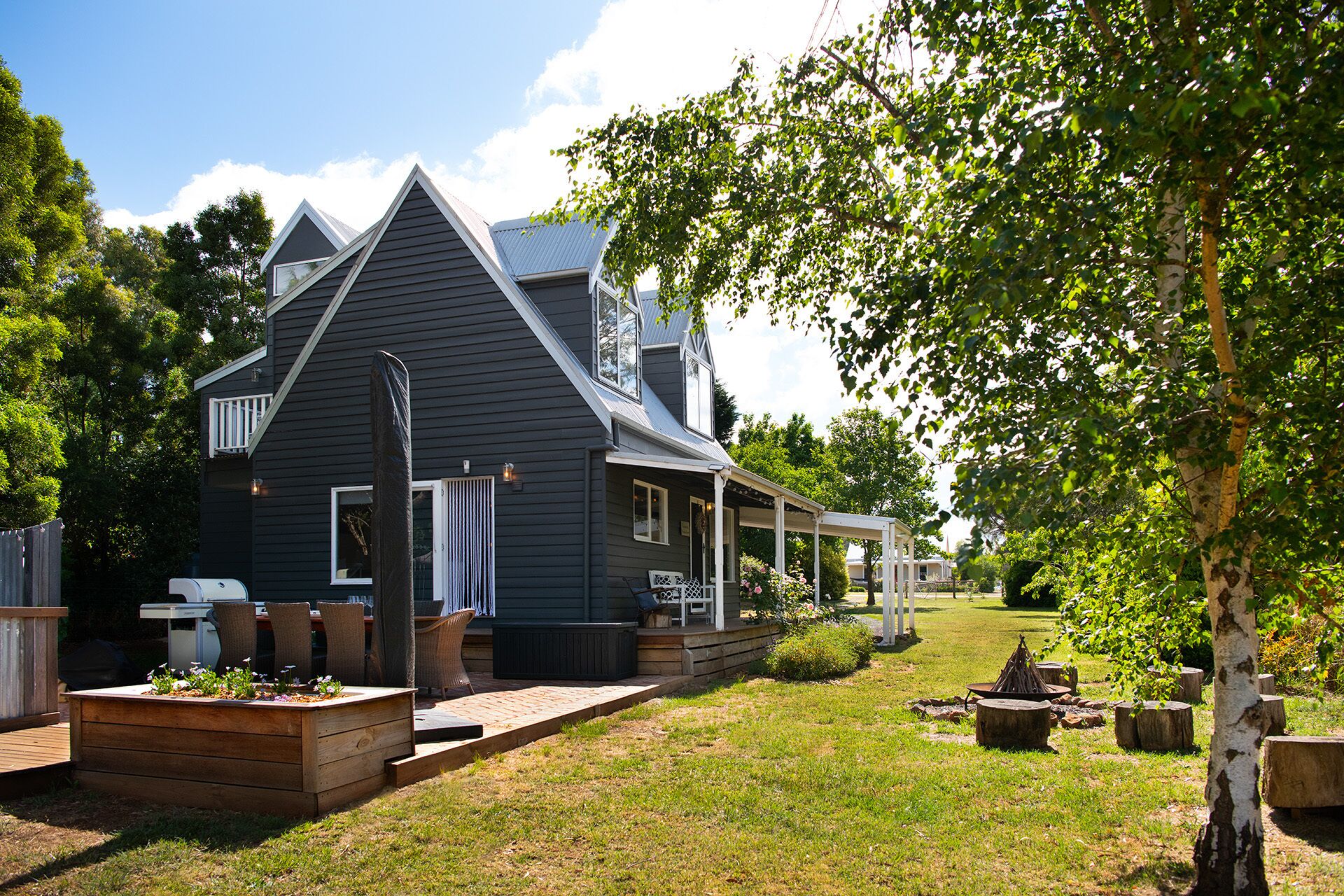 Morton House At Glenloyn