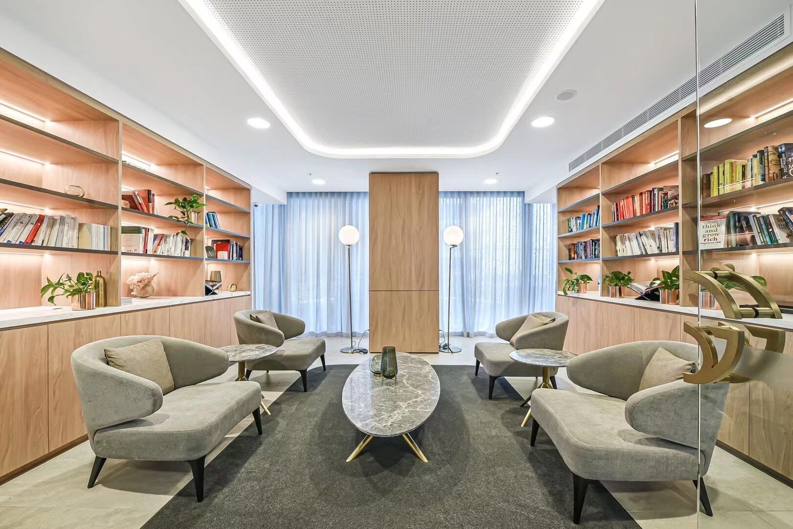 Skygarden Luxury Condo