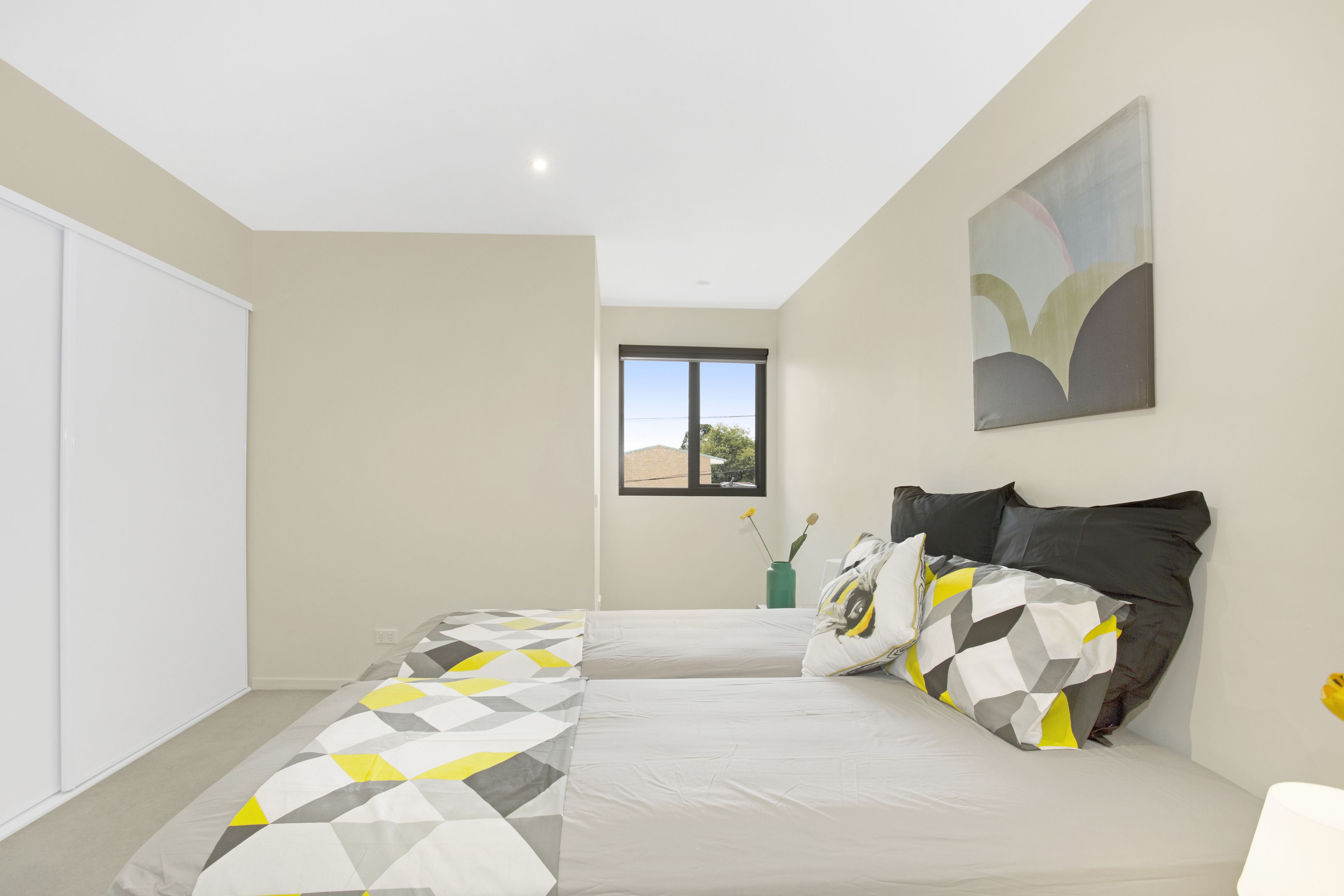 ViQi By Astra Apartments