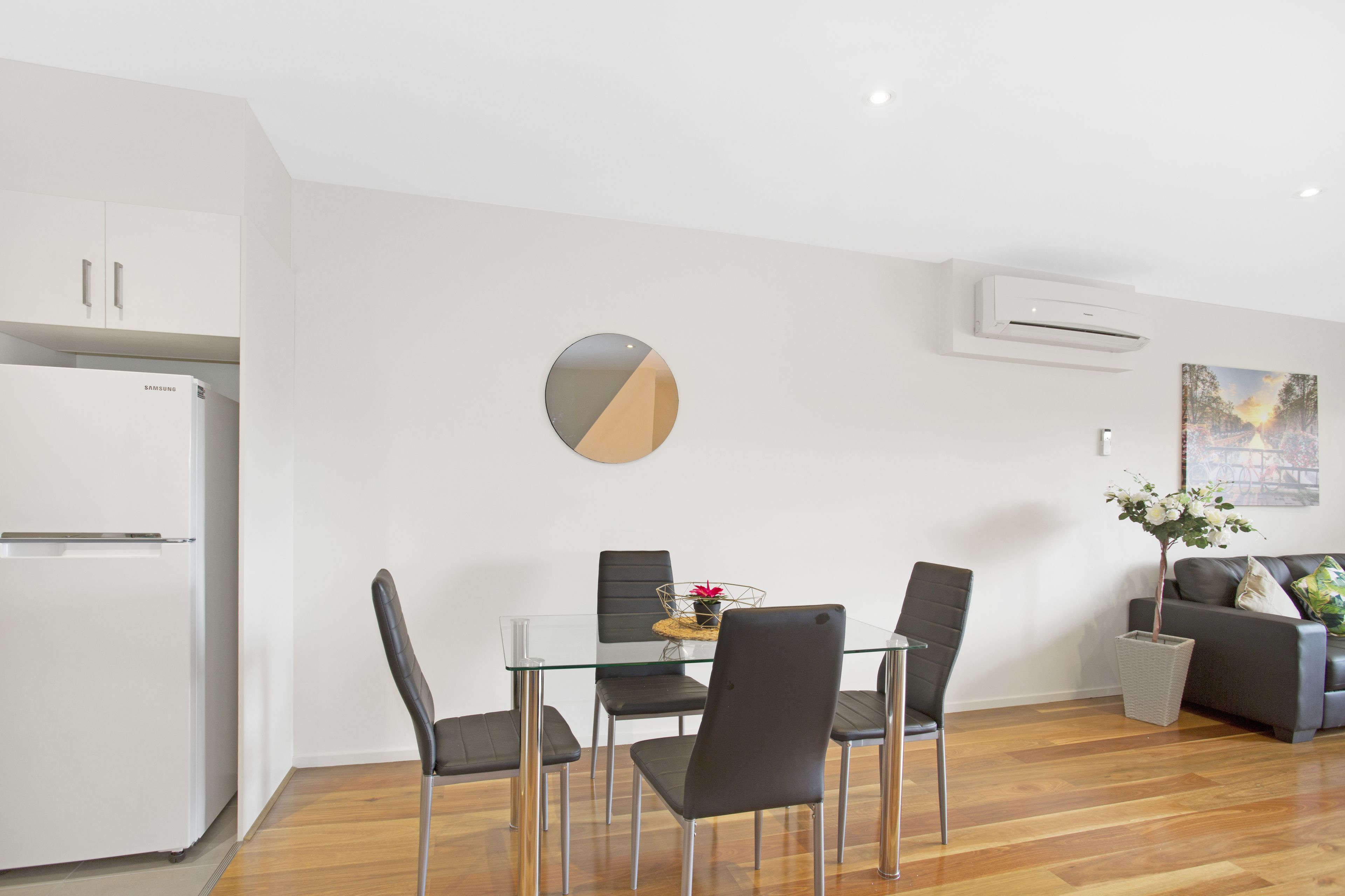 ViQi By Astra Apartments
