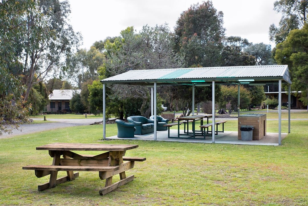 Grampians View Cottages and Units