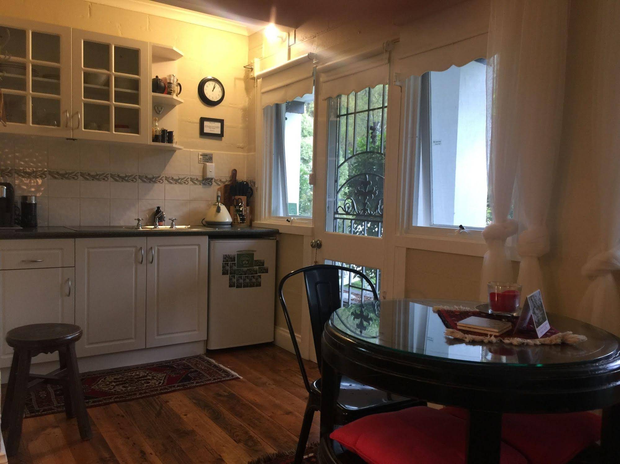Brentwood Accommodation