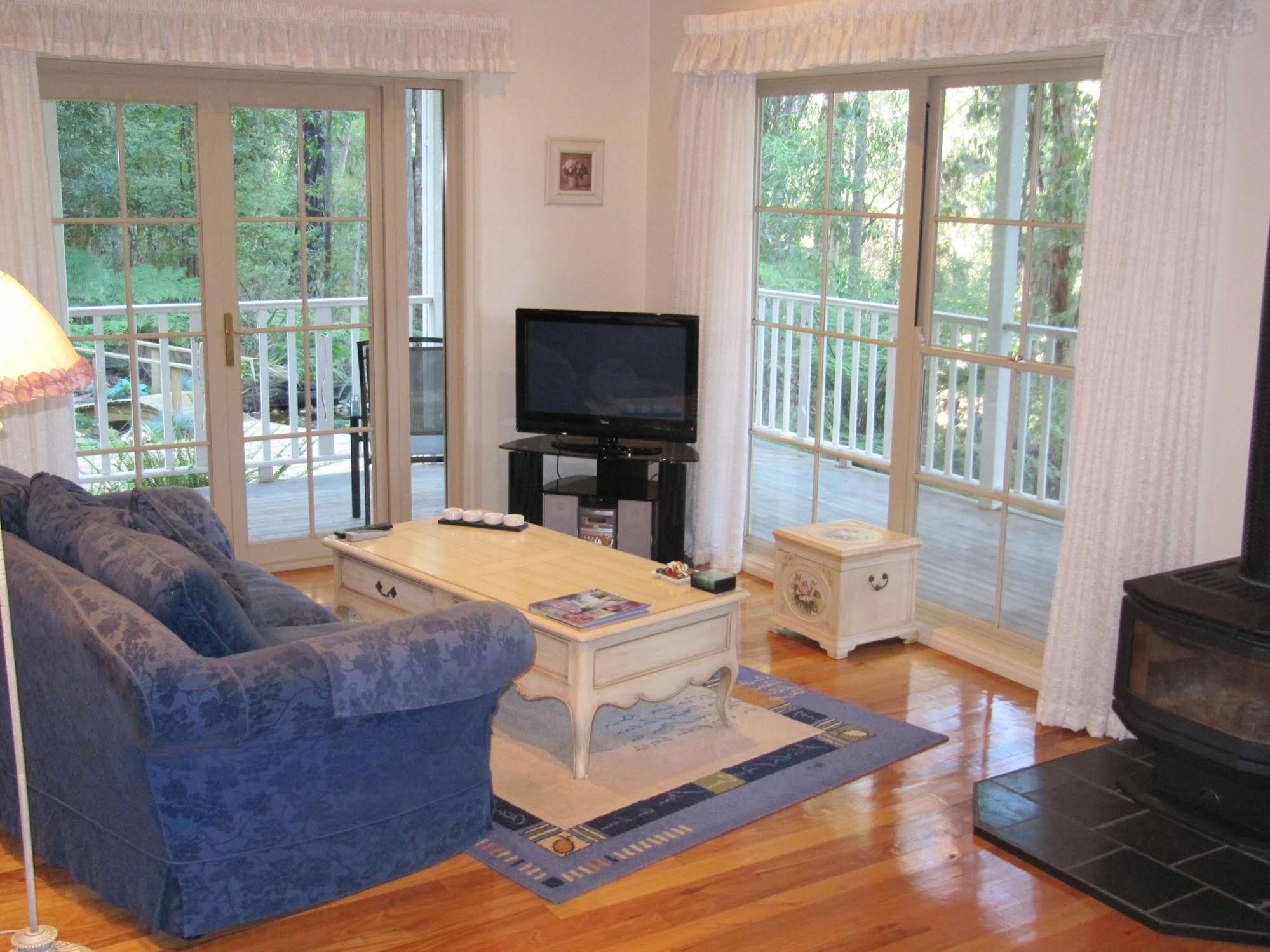 Myers Creek Cascades Luxury Cottages