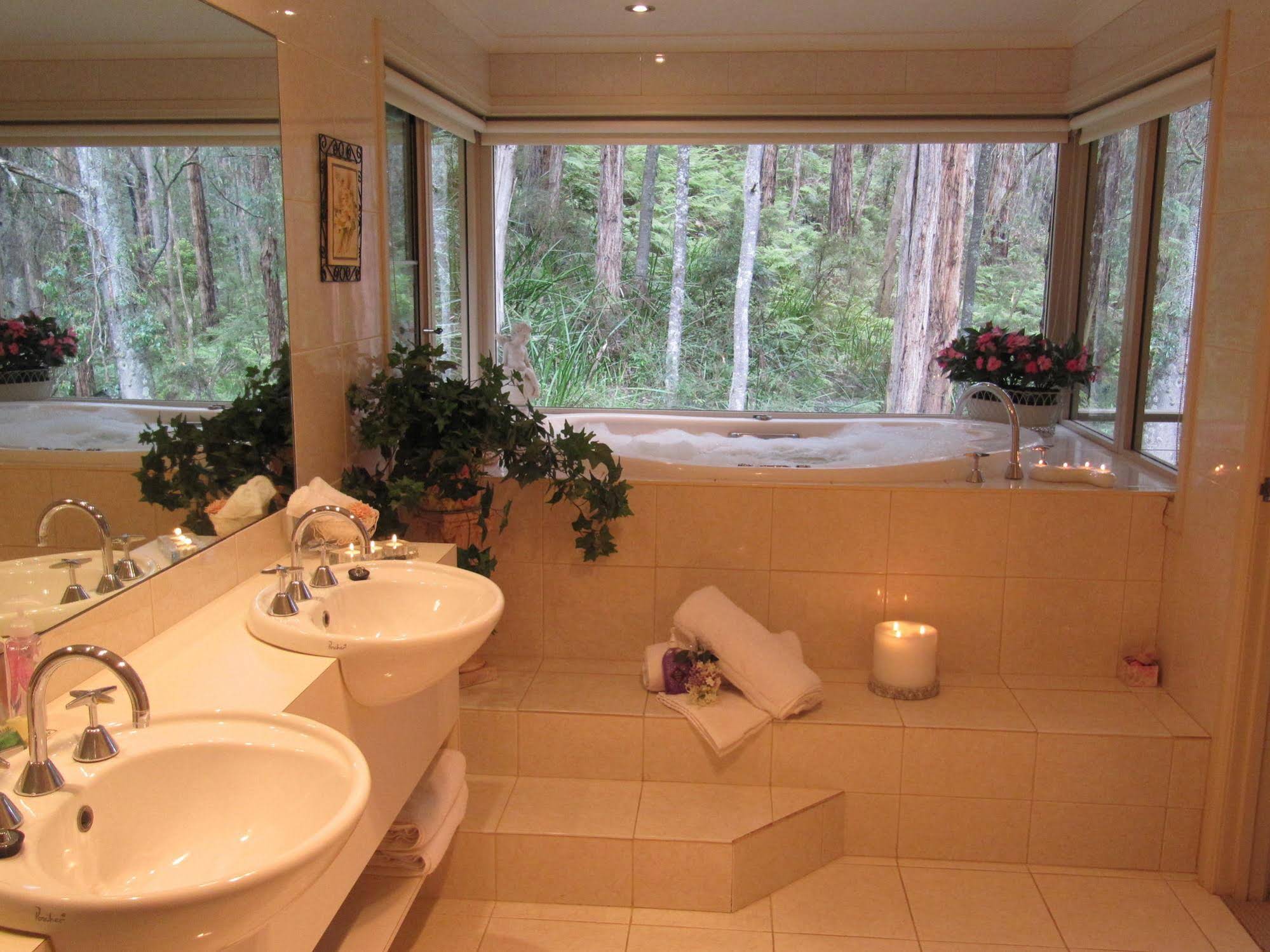 Myers Creek Cascades Luxury Cottages