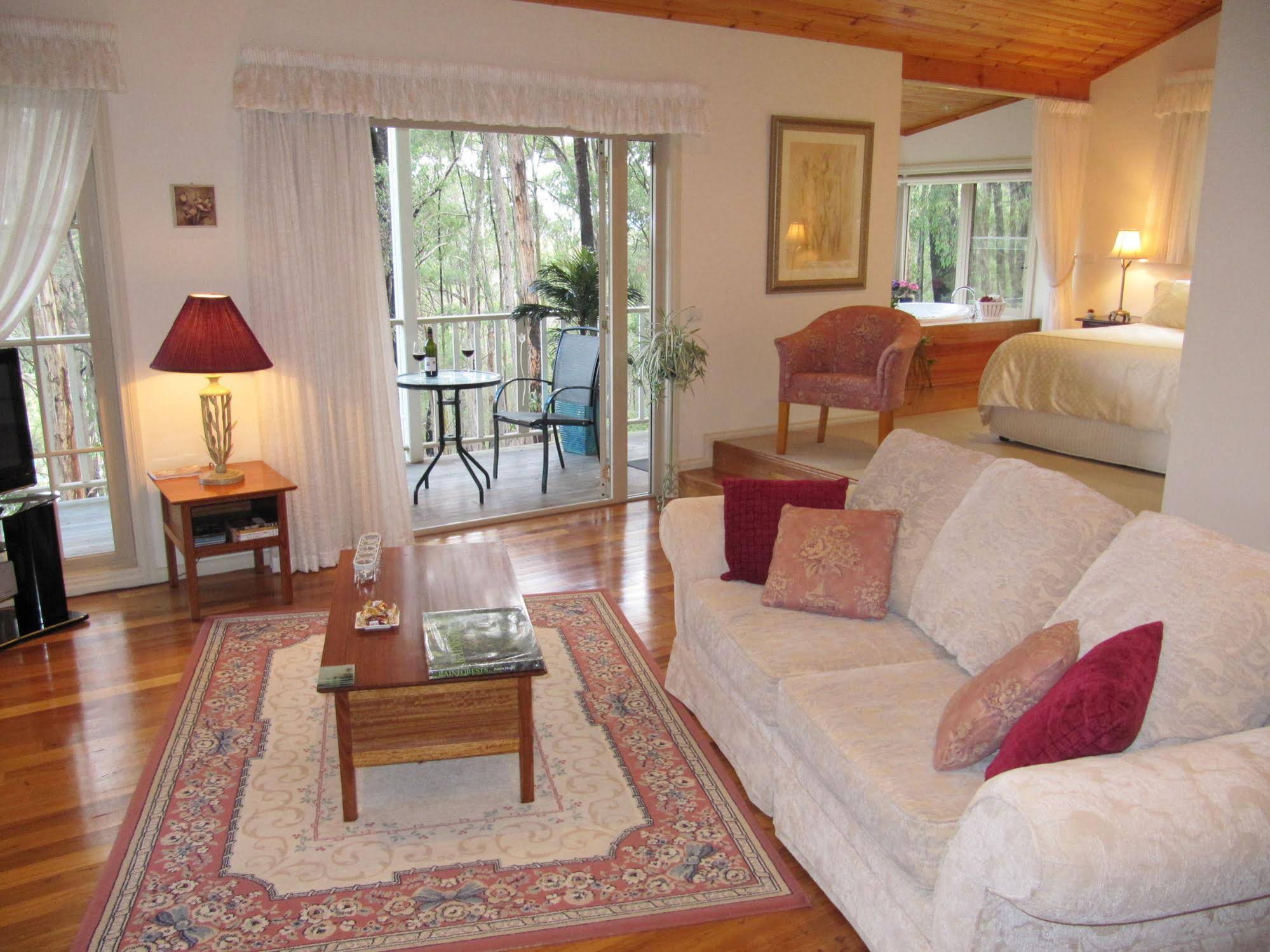Myers Creek Cascades Luxury Cottages