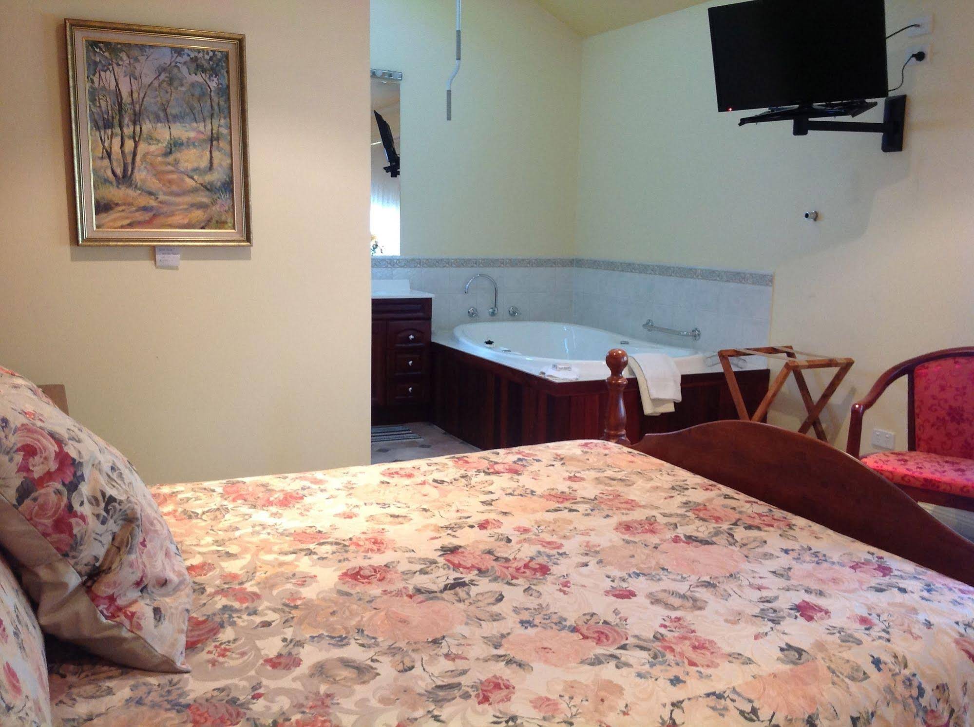 Emeu Inn Bed And Breakfast