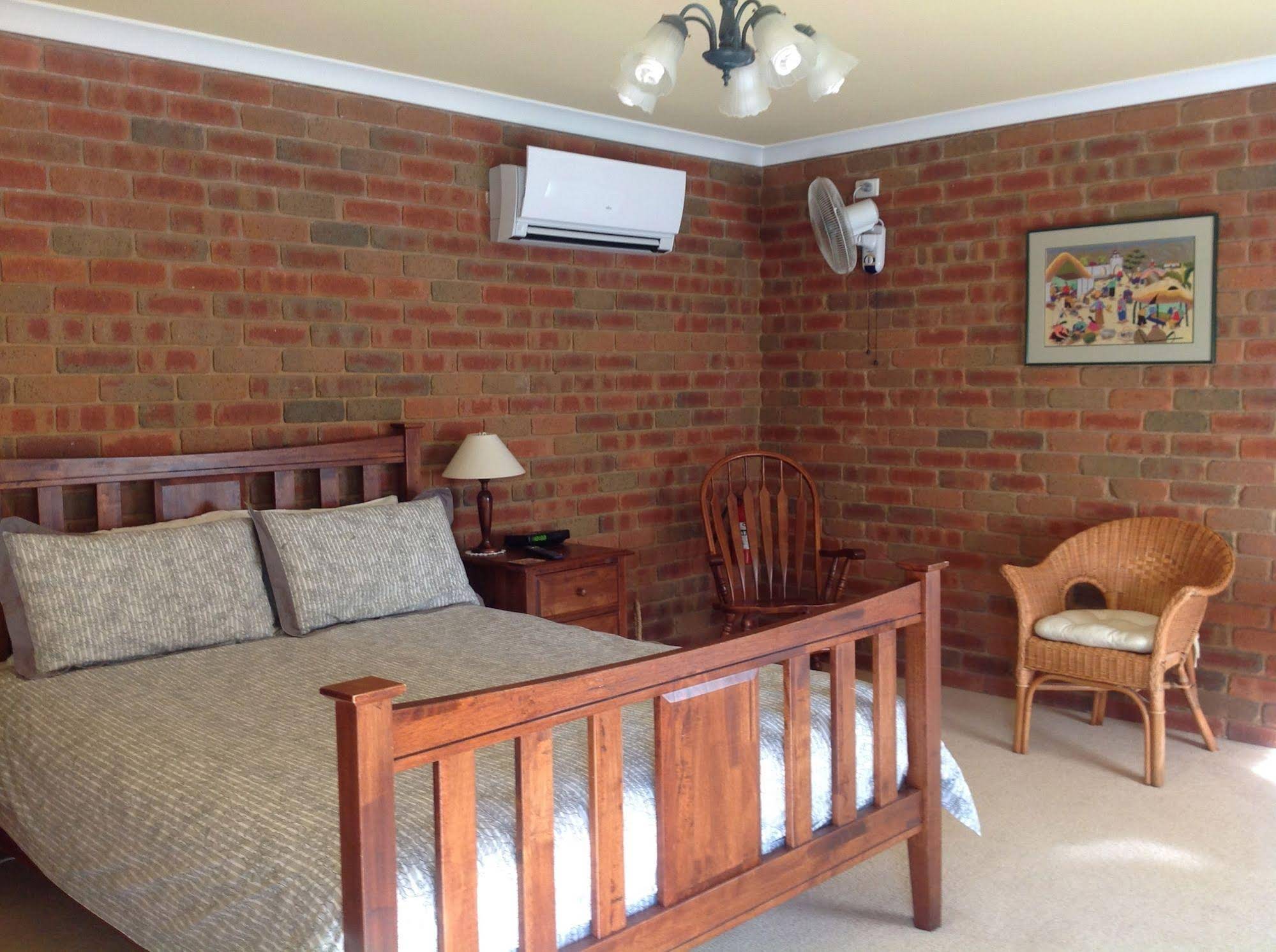 Emeu Inn Bed And Breakfast