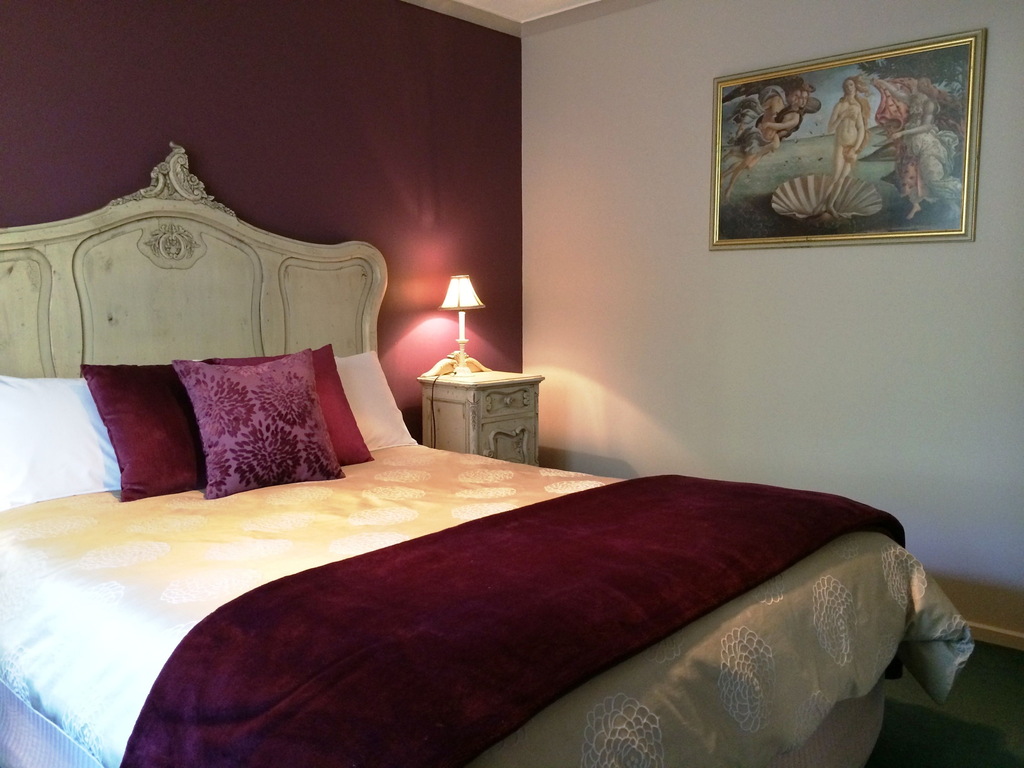 Countryside Retreat - Romantic Intimate Suite