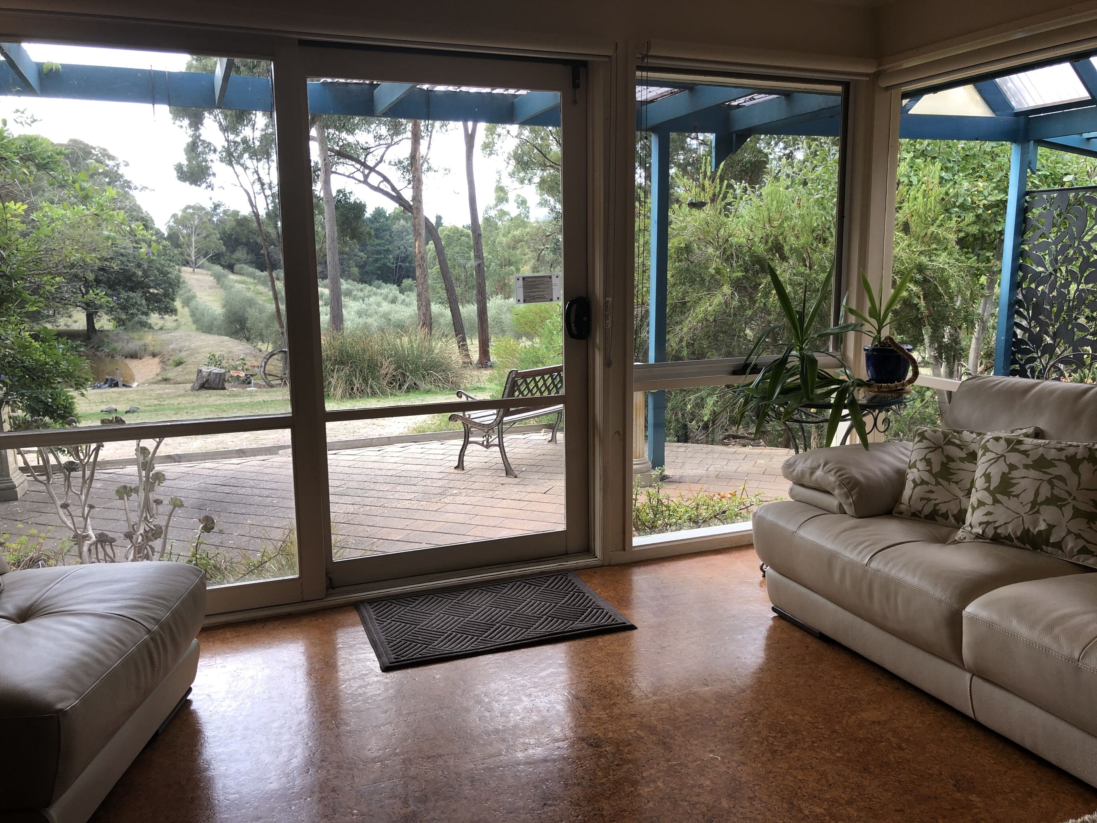 Countryside Retreat - Romantic Intimate Suite