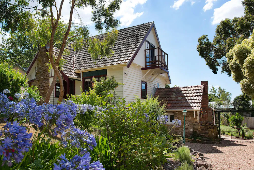 Zelman Cottage