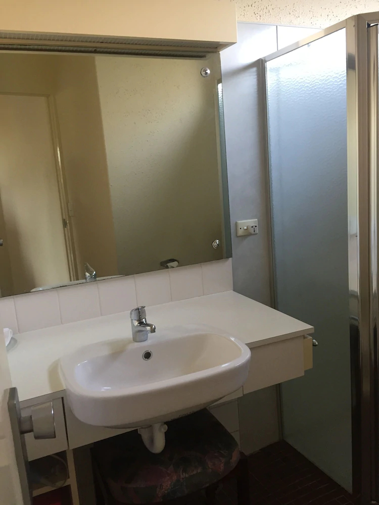 Abel Tasman Waterfront Motel Lakes Entrance