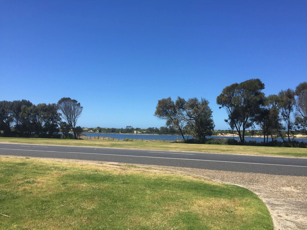 Abel Tasman Waterfront Motel Lakes Entrance