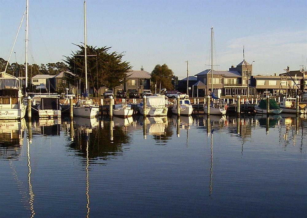 Bellevue On The Lakes