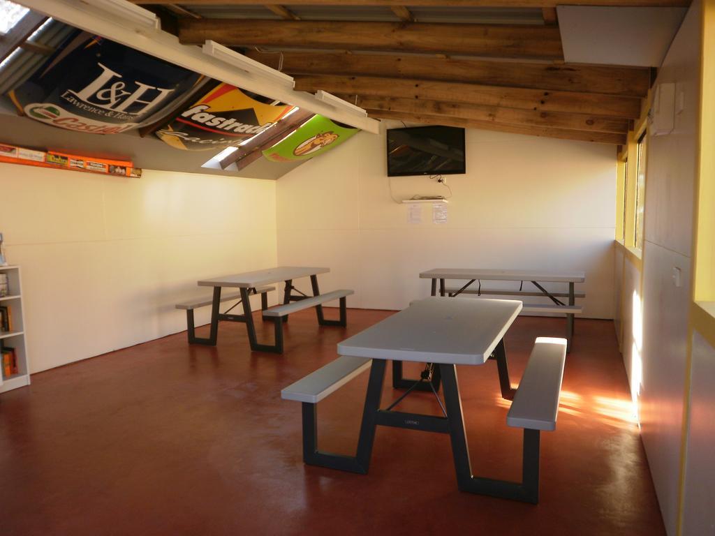 Kickback Cottages