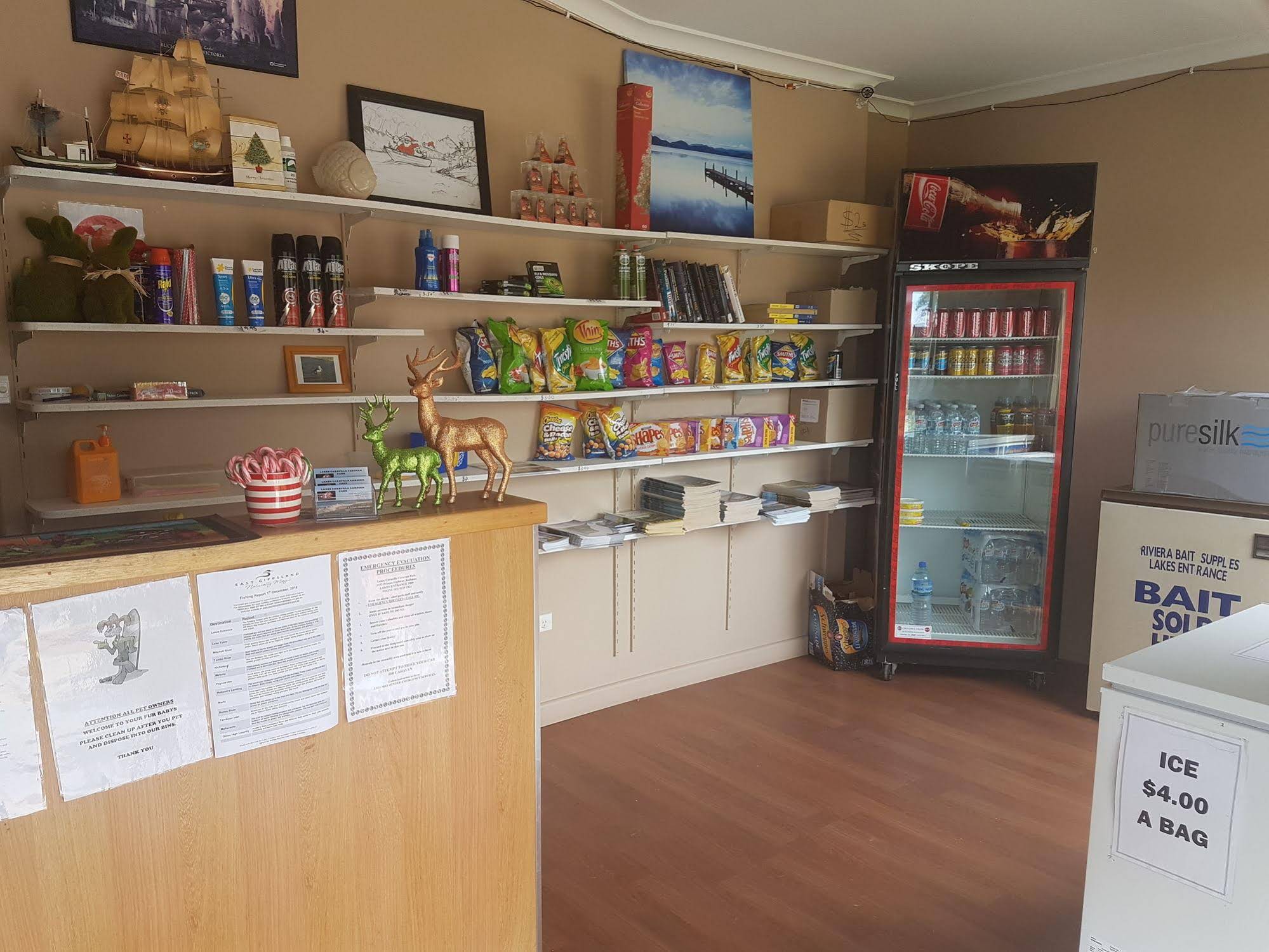 Lakes Caravilla Caravan Park