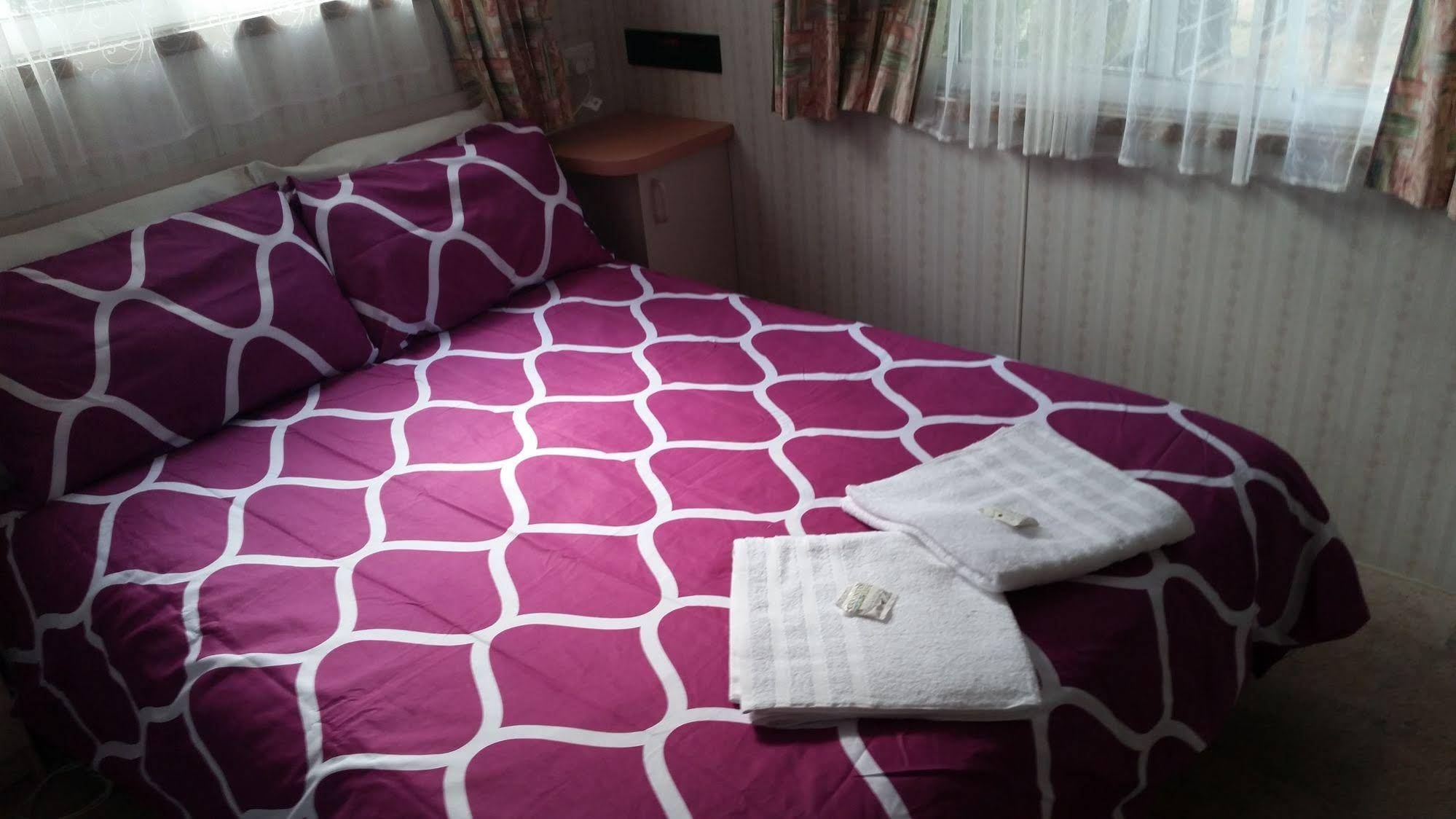 Lakes Caravilla Caravan Park
