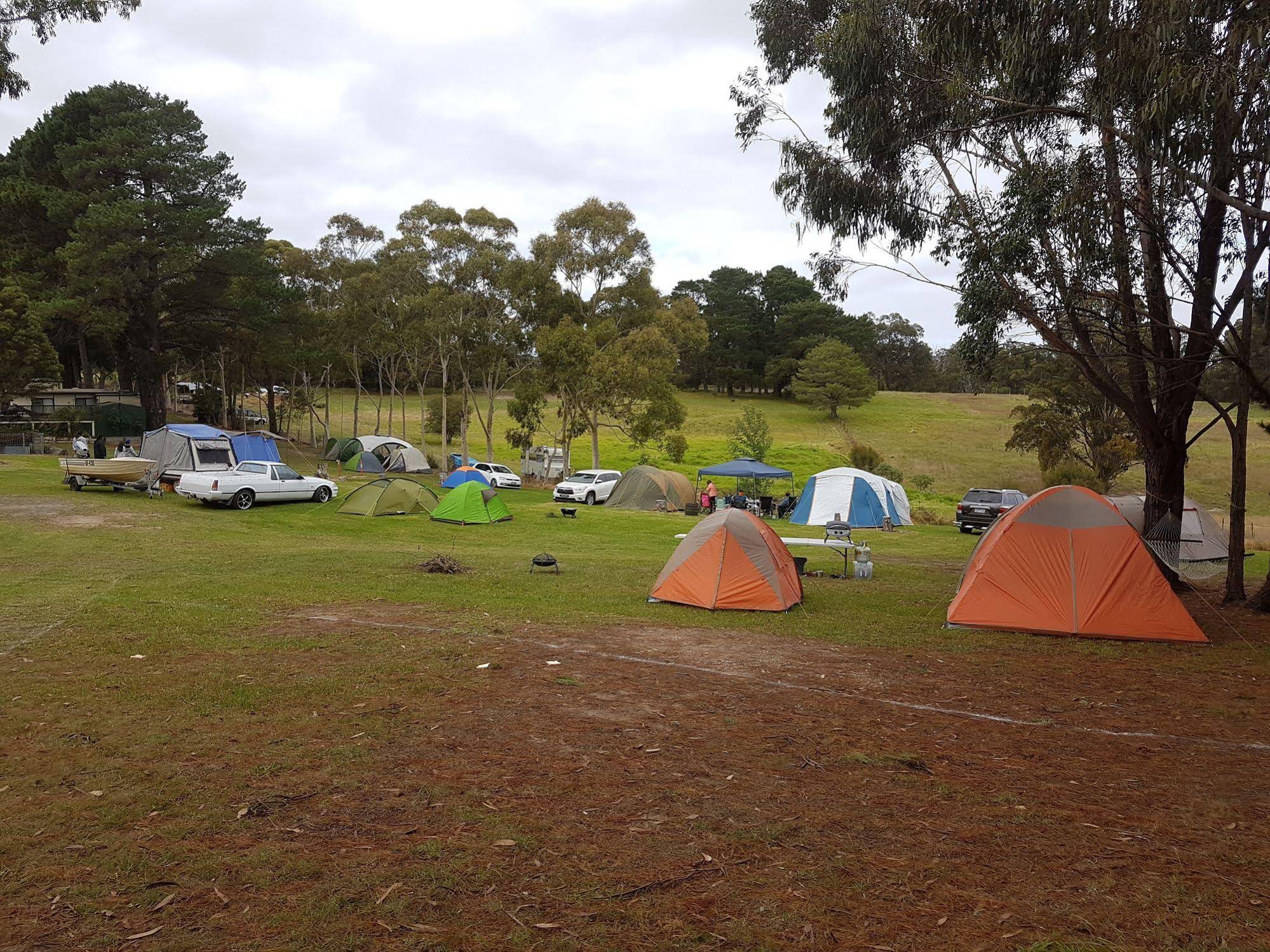 Lakes Caravilla Caravan Park