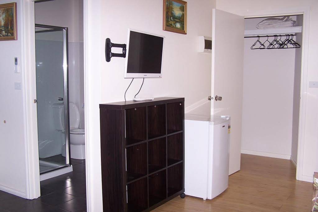 Westside Serviced Apartments