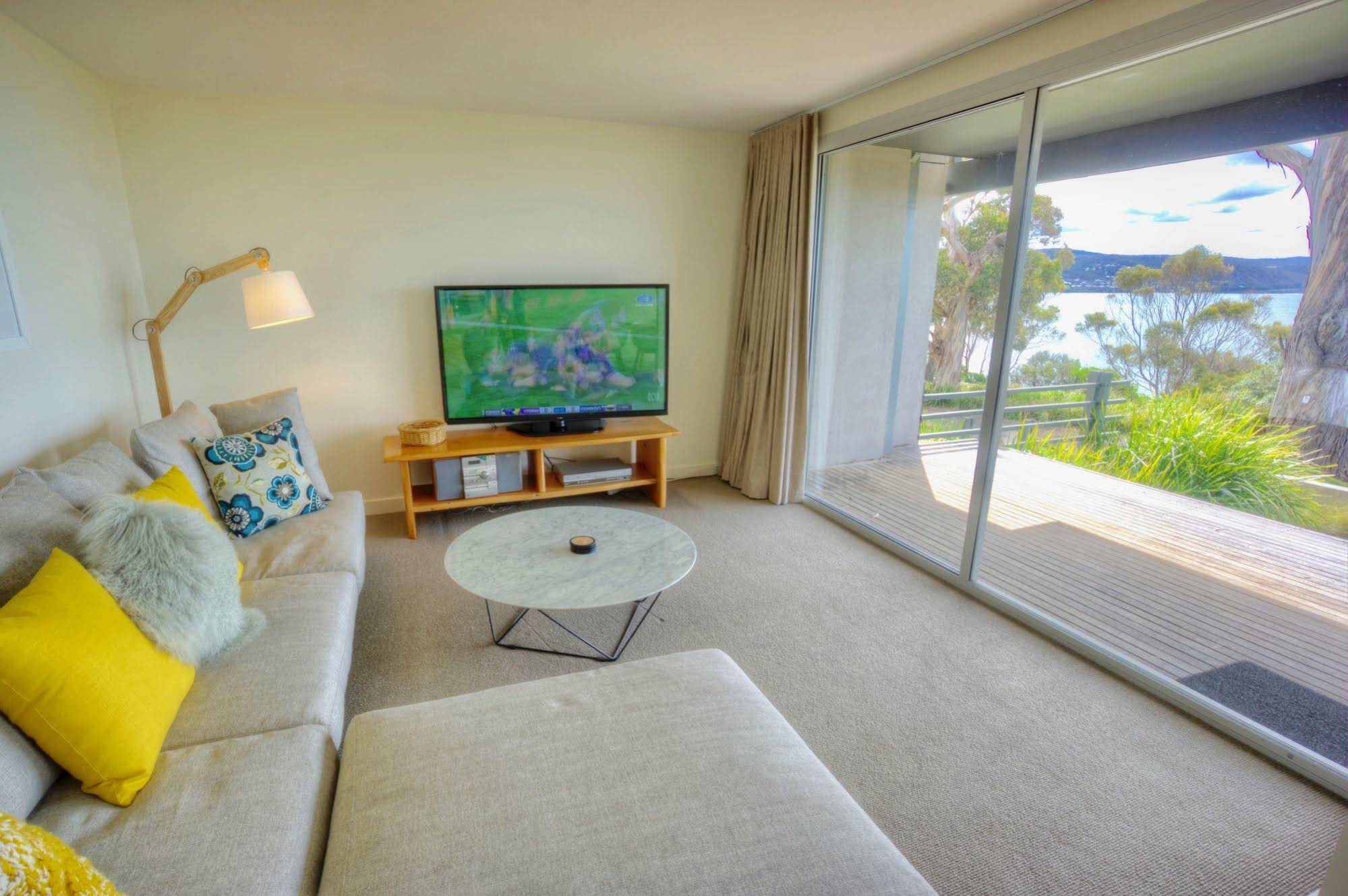 Lornebeach Apartments