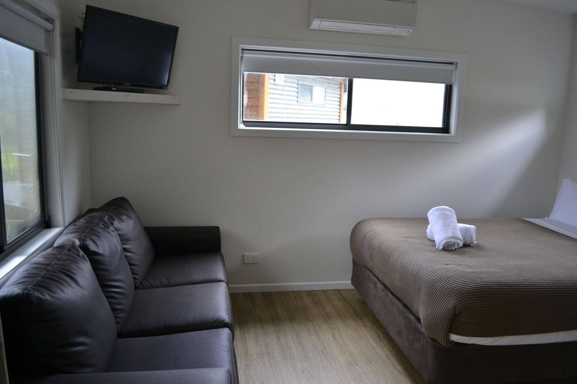 Lorne Foreshore Caravan Park