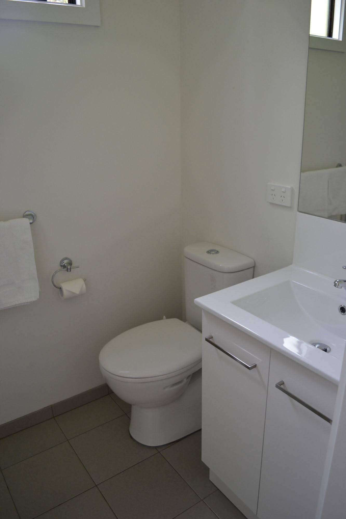 Lorne Foreshore Caravan Park