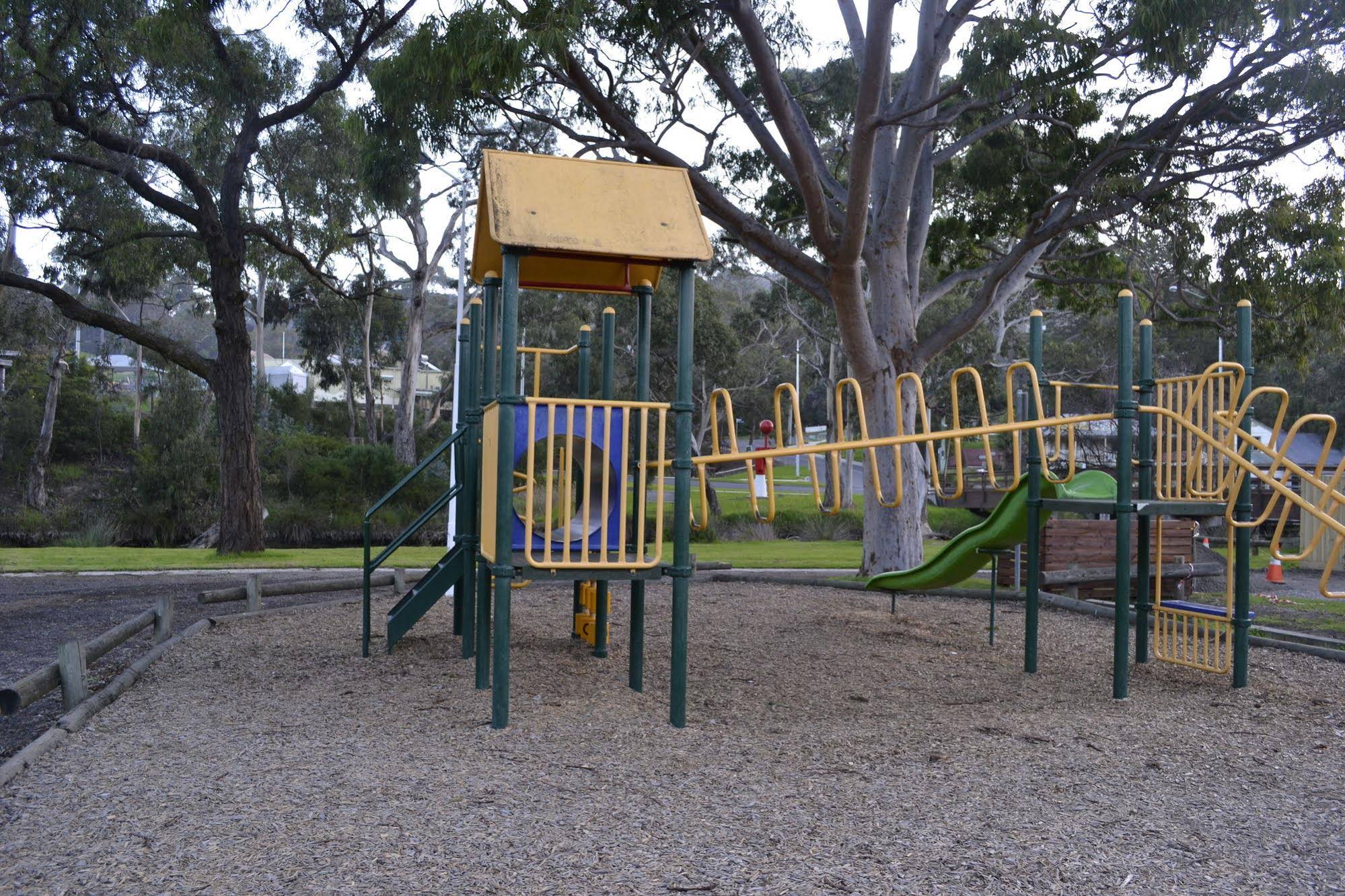 Lorne Foreshore Caravan Park