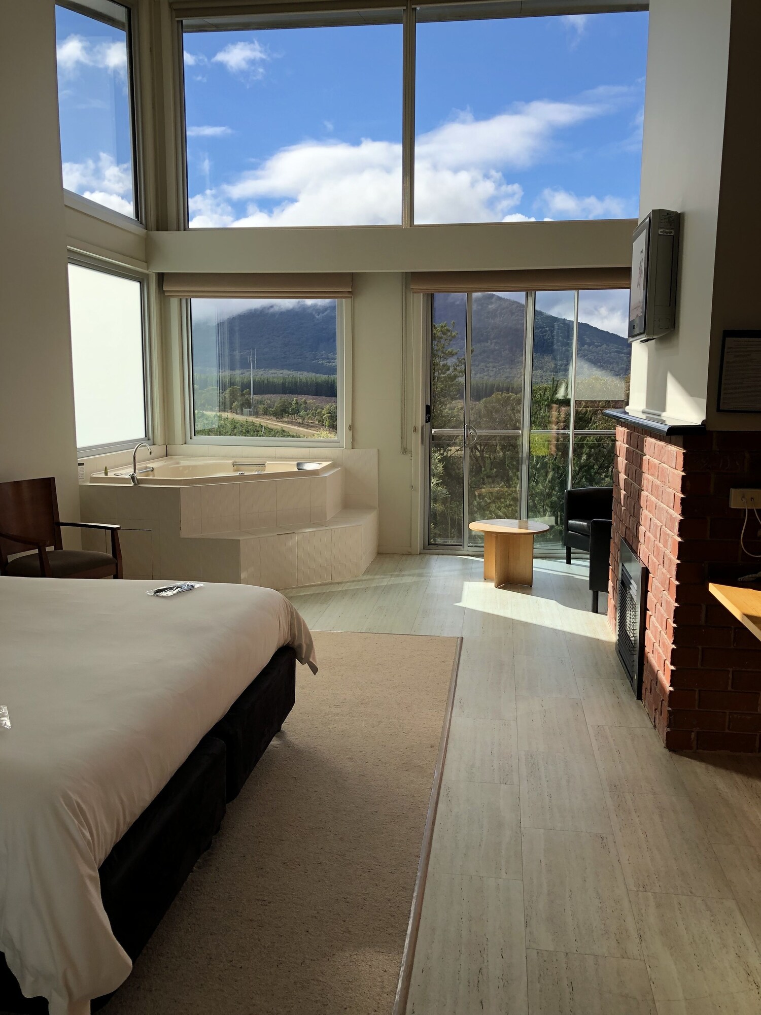 Macedon Ranges Hotel & Spa