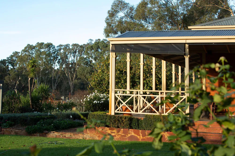 Byronsvale Vineyard & Accommodation