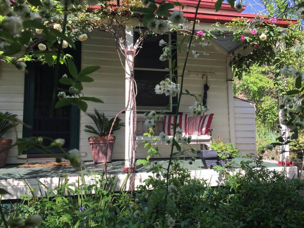 Sinnamons Cottage