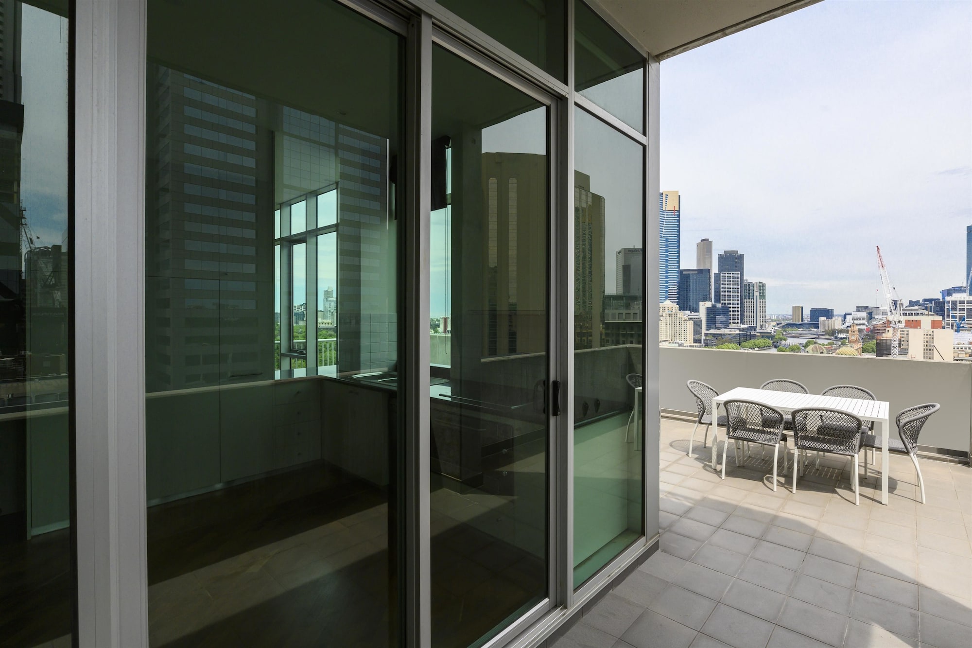 Adina Apartment Hotel Melbourne on Flinders