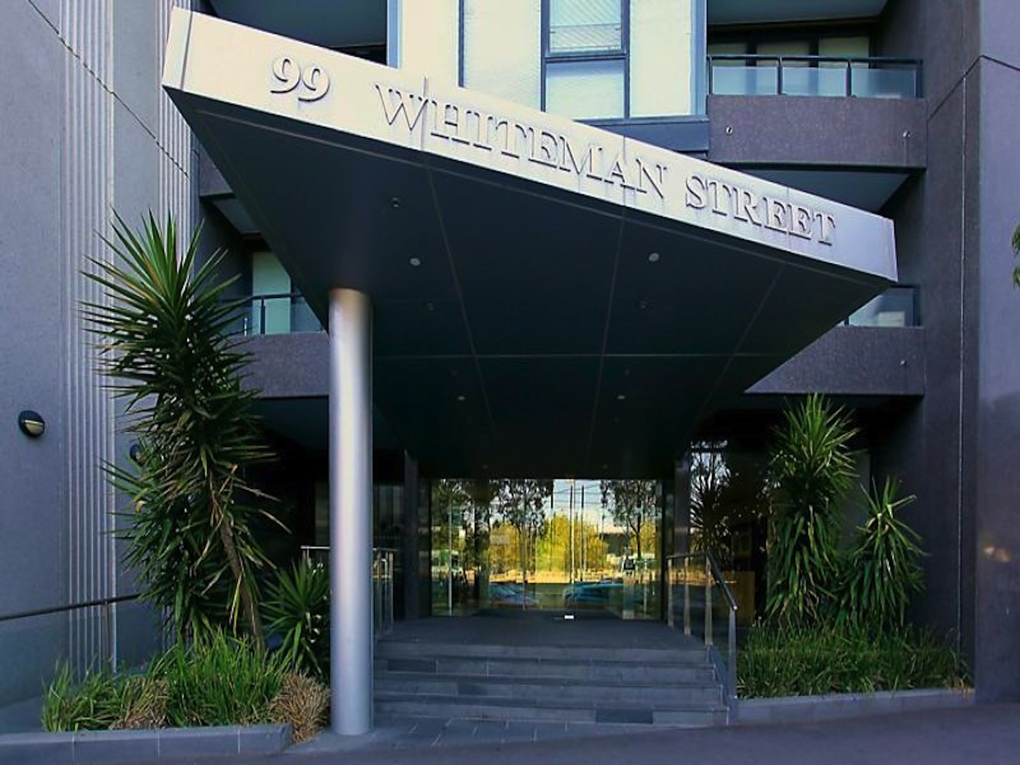 Alpha Apartments Melbourne