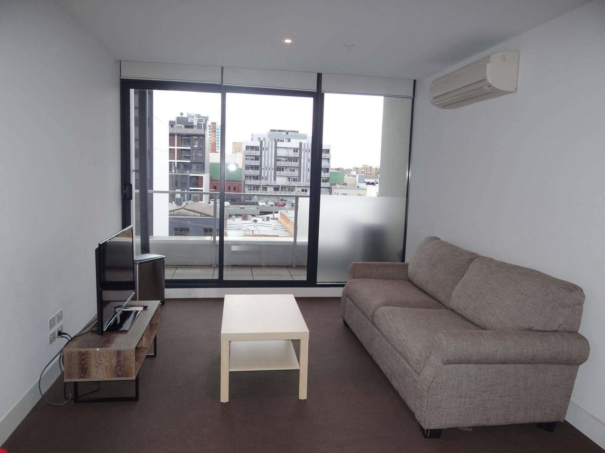 Amazing Accommodations South Yarra