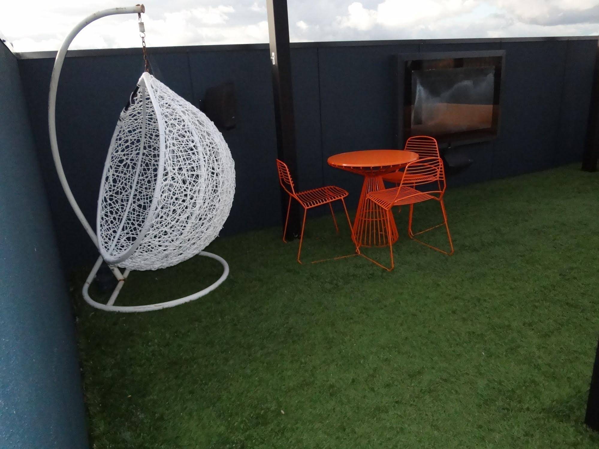 Amazing Accommodations South Yarra