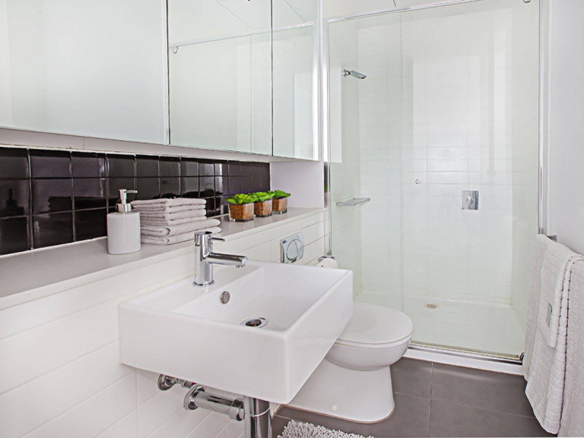 Amazing Accommodations South Yarra