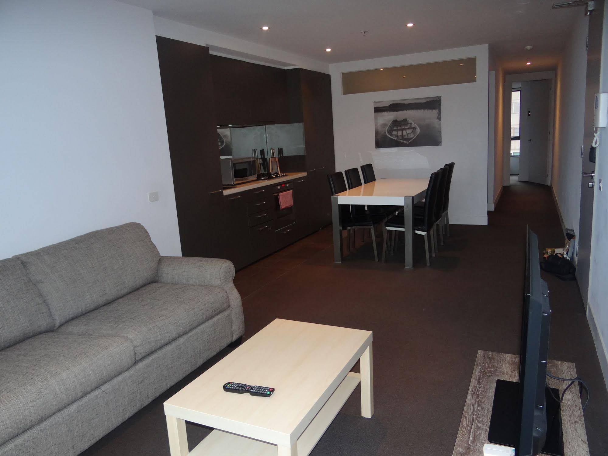 Amazing Accommodations South Yarra
