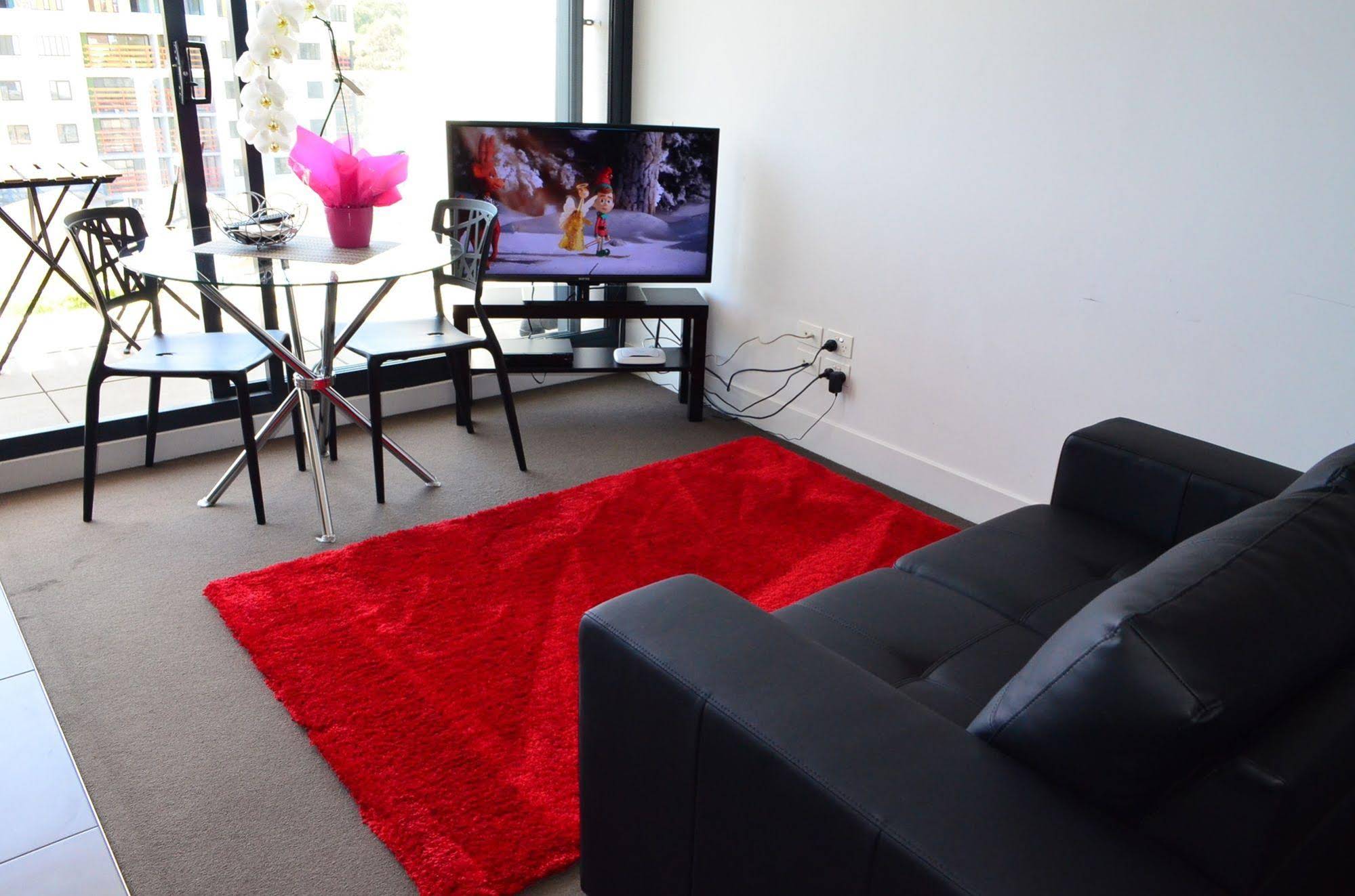 Amazing Accommodations South Yarra