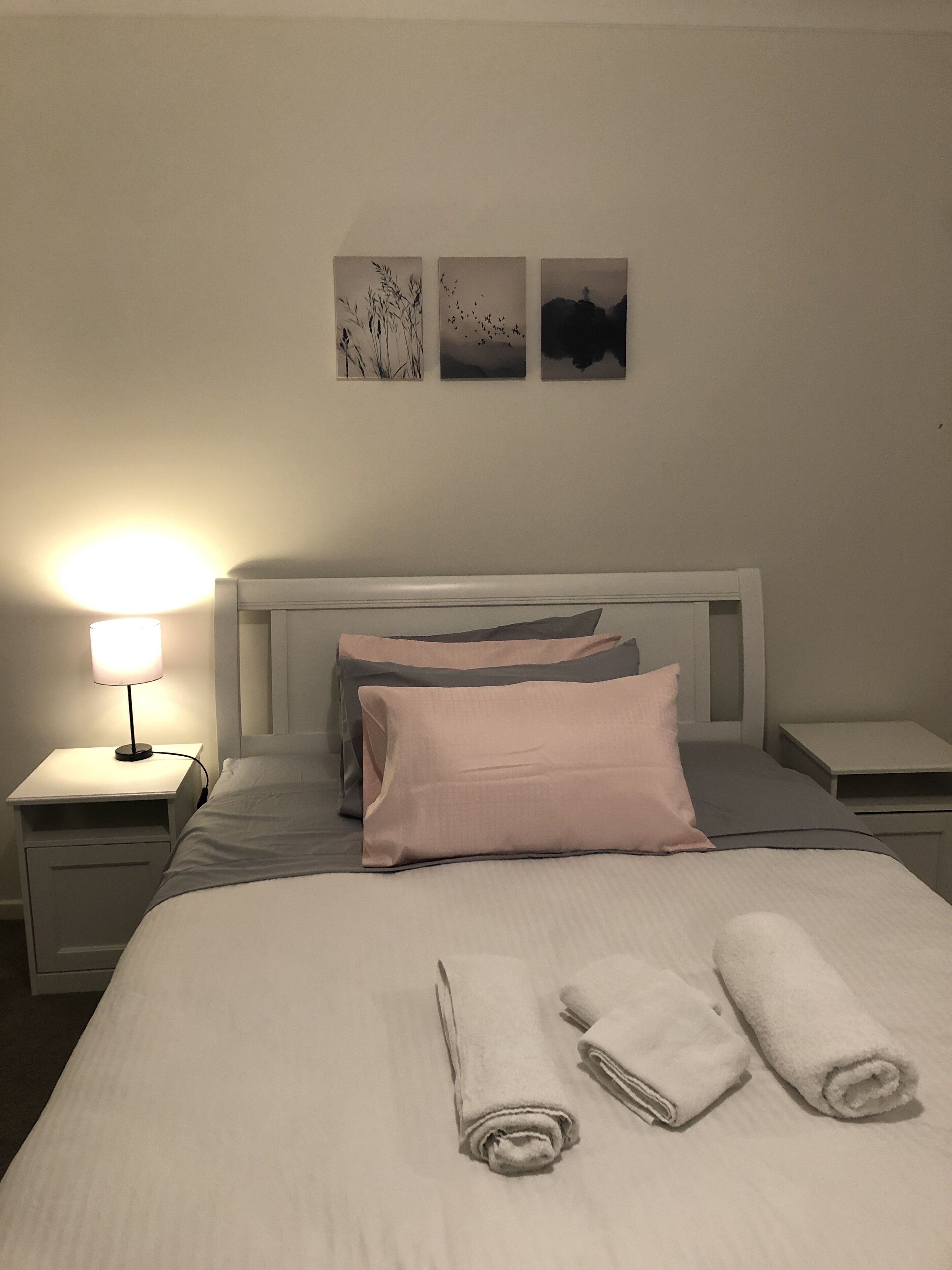 Apple House Tarneit North