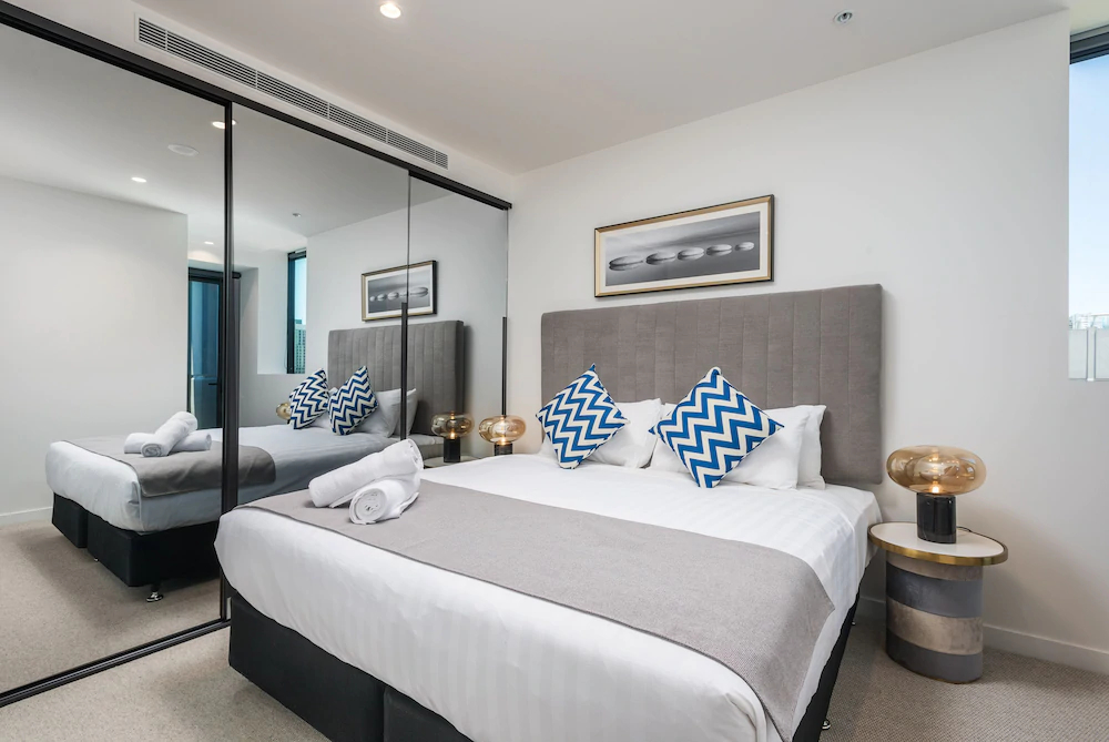 Collins House Apartments by CLLIX