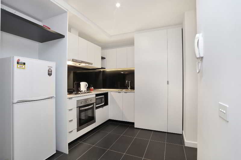 Aura On Flinders Serviced Apartments