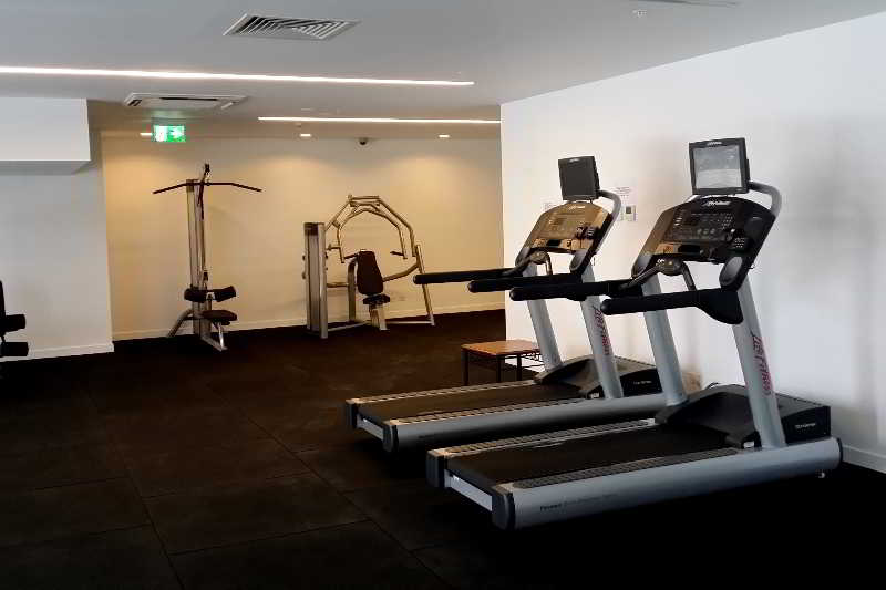 Aura On Flinders Serviced Apartments